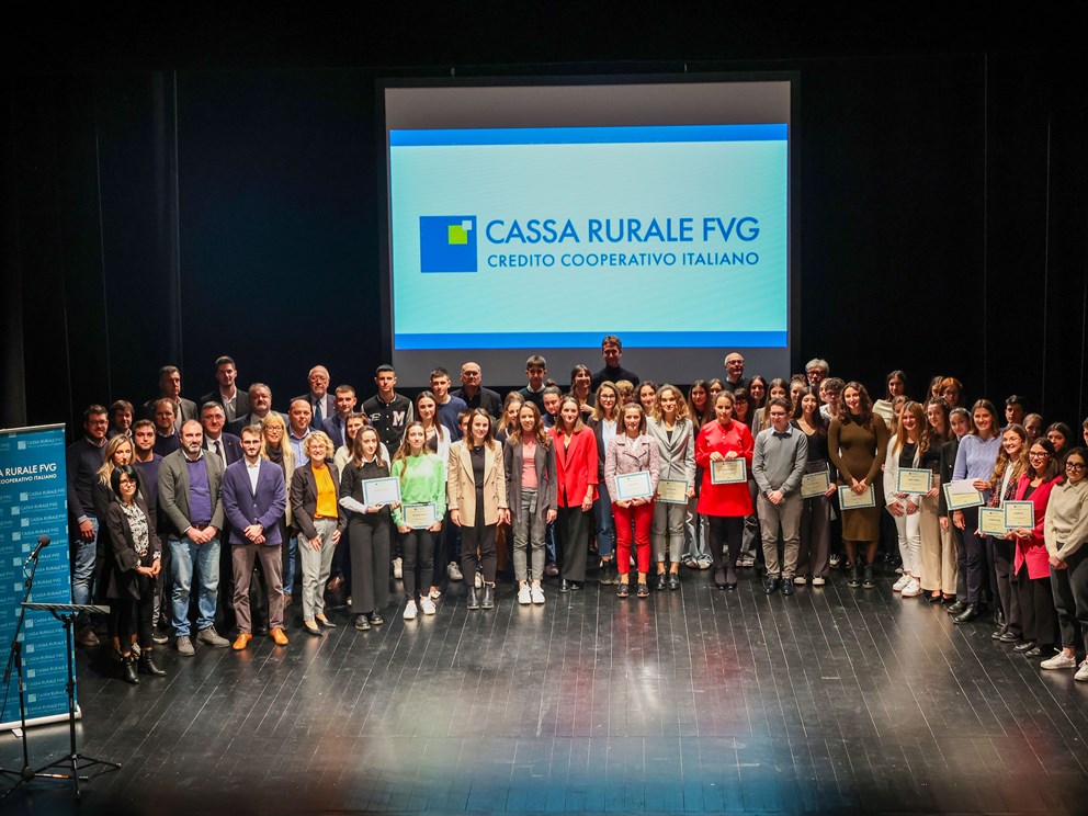 Gli studenti più bravi premiati da Cassa Rurale FVG, in 70 sul palco di Gradisca 